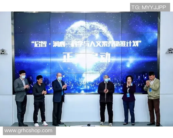 李泓澎：探索科技与人文交汇的未来之路与思考